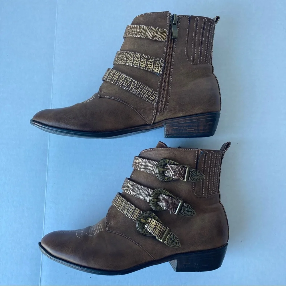 Corkys Bombshell Triple Buckle‎ Ankle Boots Brown Gold Metallic Snakeskin 7